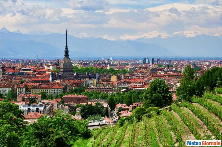 meteo-torino:-qualche-nube,-peggiora-con-temporali-da-domenica