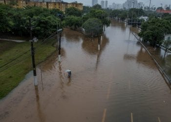 piogge-disastrose-a-san-paolo-del-brasile,-autostrade-allagate,-frane-e-due-vittime