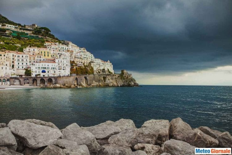 meteo-napoli:-arrivano-nubi,-qualche-pioggia-ad-inizio-settimana