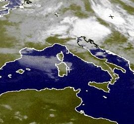 italia-sfiorata-appena-dall’irruzione-artica,-ed-e-subito-variabilita-estrema.-tanti-temporali-con-grandine-sul-nord-italia