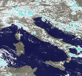 meteo-estremo:-nord-italia-venerdi-temporali.-grandine-grossa-in-varie-citta-d’europa