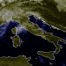 nubi-compatte-al-nord,-irregolari-sul-centro,-sole-pieno-al-sud-italia-e-le-isole,-punte-di-+25°c-in-sardegna
