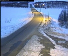 in-lapponia-finlandese-neve-alta-ancora-oltre-70-cm.-neve-d’aprile-a-seattle