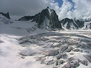 arretramento-dei-ghiacciai-italiani-inarrestabile:-volumetrie-ridotte-del-37%-in-24-anni