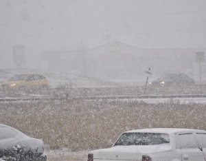 stati-uniti-tra-la-tempesta-di-neve-in-minnesota-e-gli-oltre-30°c-del-sud.-diluvi-in-francia