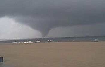 maltempo-sul-nord-est-degli-usa:-tornado-e-violenti-temporali-a-new-york
