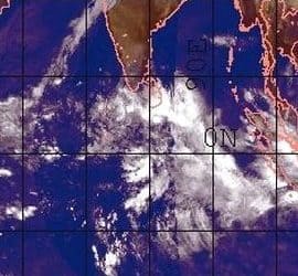 le-forti-piogge-in-sri-lanka-ostacolano-i-soccorsi-alle-popolazioni-colpite-dal-maremoto