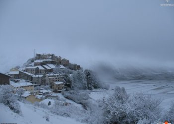 nevica-in-appennino,-spettacolare-castelluccio-di-norcia