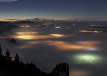 nebbia-vista-dall’alto-in-baviera,-splendidi-giochi-di-luce-al-tramonto