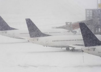 russia,-sfiorato-incidente-aereo-causa-bufera-di-neve