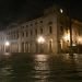 venezia,-un’altra-notte-di-acqua-alta-dopo-la-punta-record-di-143-cm