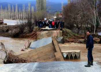 tremenda-alluvione-in-macedonia.-1-vittima
