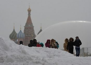 eccezionali-nevicate-in-russia,-mosca-di-nuovo-sommersa