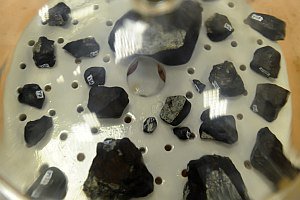 primi-esami-sul-meteorite-russo:-materiale-fra-i-piu-antichi-dell’universo