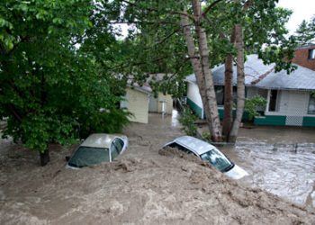 alluvioni-catastrofiche-in-alberta,-evacuate-migliaia-di-persone-a-calgary