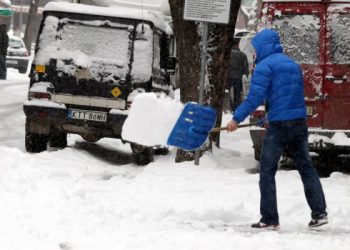 polonia,-neve-copiosa-sui-monti-tatra-e-via-alla-stagione-sciistica