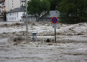 inondazioni-ed-alluvioni-lampo-in-francia,-si-contano-due-vittime