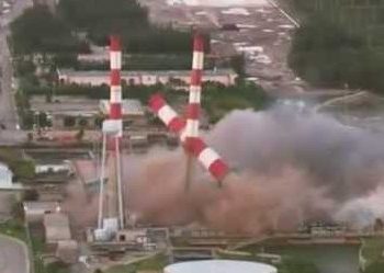 centrale-elettrica-demolita-da-esplosione-in-appena-un-minuto:-video