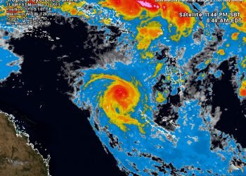 ciclone-sandra-raggiunge-categoria-3-e-minaccia-la-nuova-caledonia