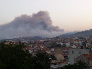 sardegna,-devastanti-incendi:-stanotte-semi-evacuato-un-paese-nell’oristanese