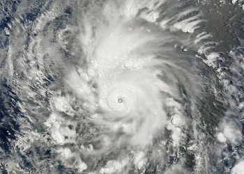ciclone-amanda,-e-record:-mai-una-categoria-4-nel-mese-di-maggio