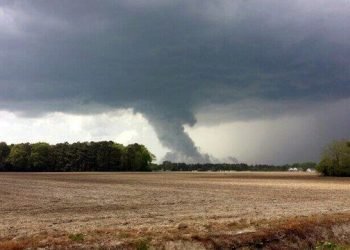 tornado-distruttivo-a-washington,-in-carolina-del-nord:-ecco-il-video