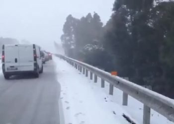 bufera-di-neve-sull’autostrada-palermo-–-trapani
