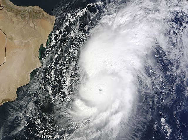 ciclone-nilofar-sul-mar-arabico,-pericolo-scampato?