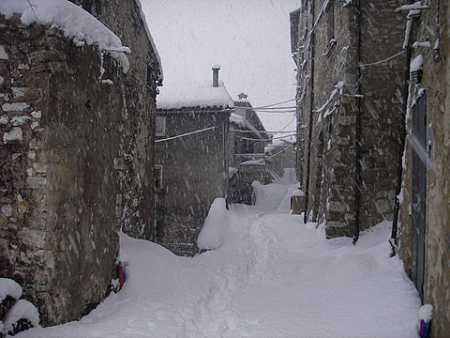 immagine 2 del capitolo 1 del reportage una splendida nevicata a castelluccio di norcia