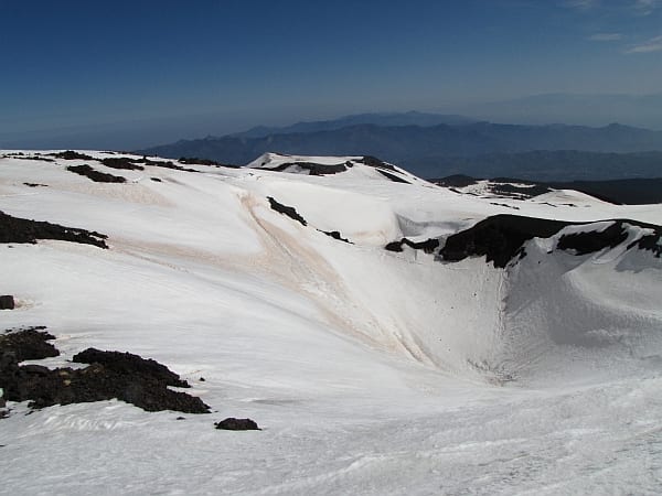 immagine 1 del capitolo 1 del reportage vulcano etna cratere maggiore visto da vicino