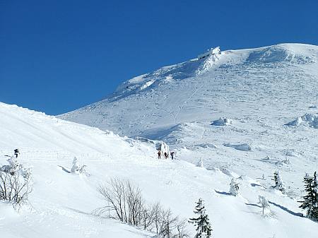 immagine 1 del capitolo 3 del reportage il monte nevoso e dintorni a meta inverno